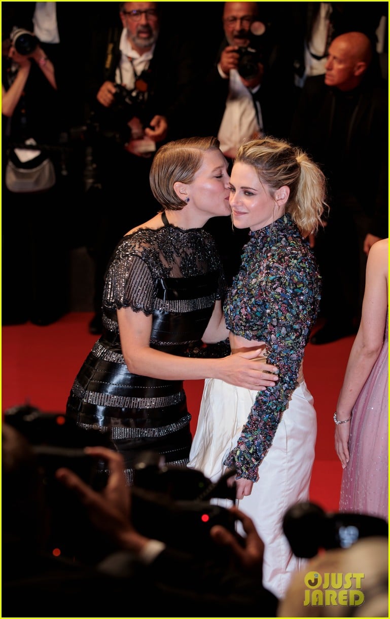 Kristen Stewart Shares a Laugh With Léa Seydoux at Cannes Film