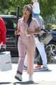 nick jonas gets support from wife priyanka chopra at baseball game 04