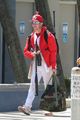 nick jonas gets support from wife priyanka chopra at baseball game 05