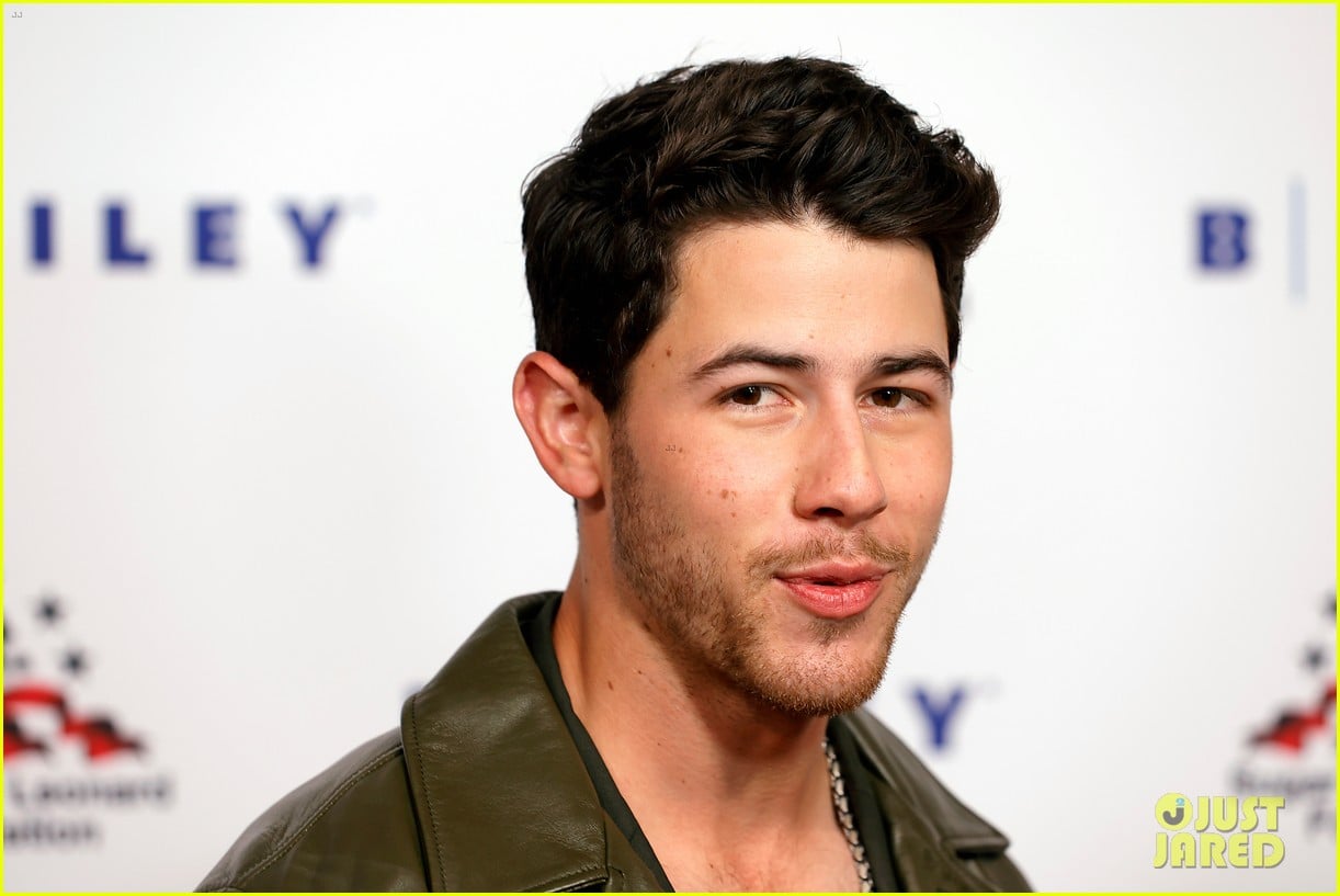 nick jonas teases jonas brothers new music 09