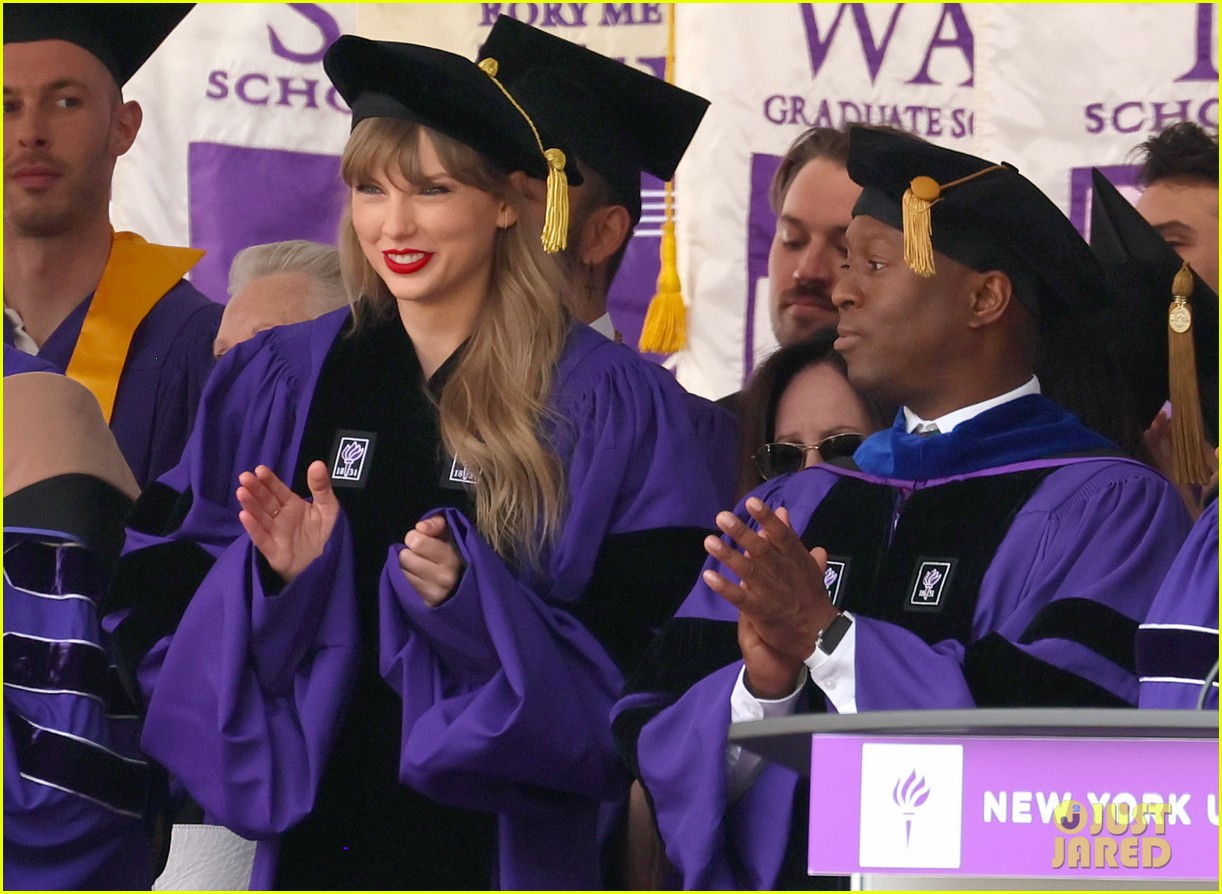 taylor swift references her songs in nyu commencement speech 09