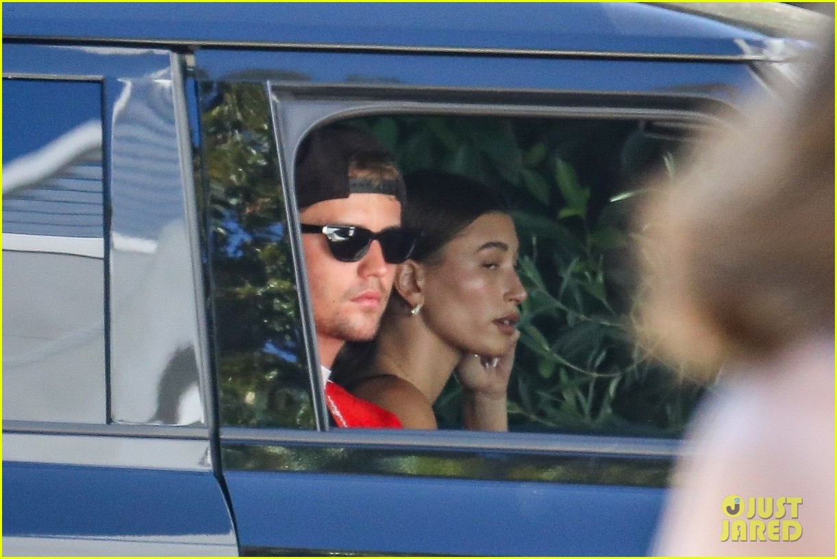 justin bieber enjoys rare outing with hailey after ramsey hunt syndrome diagnosis 77