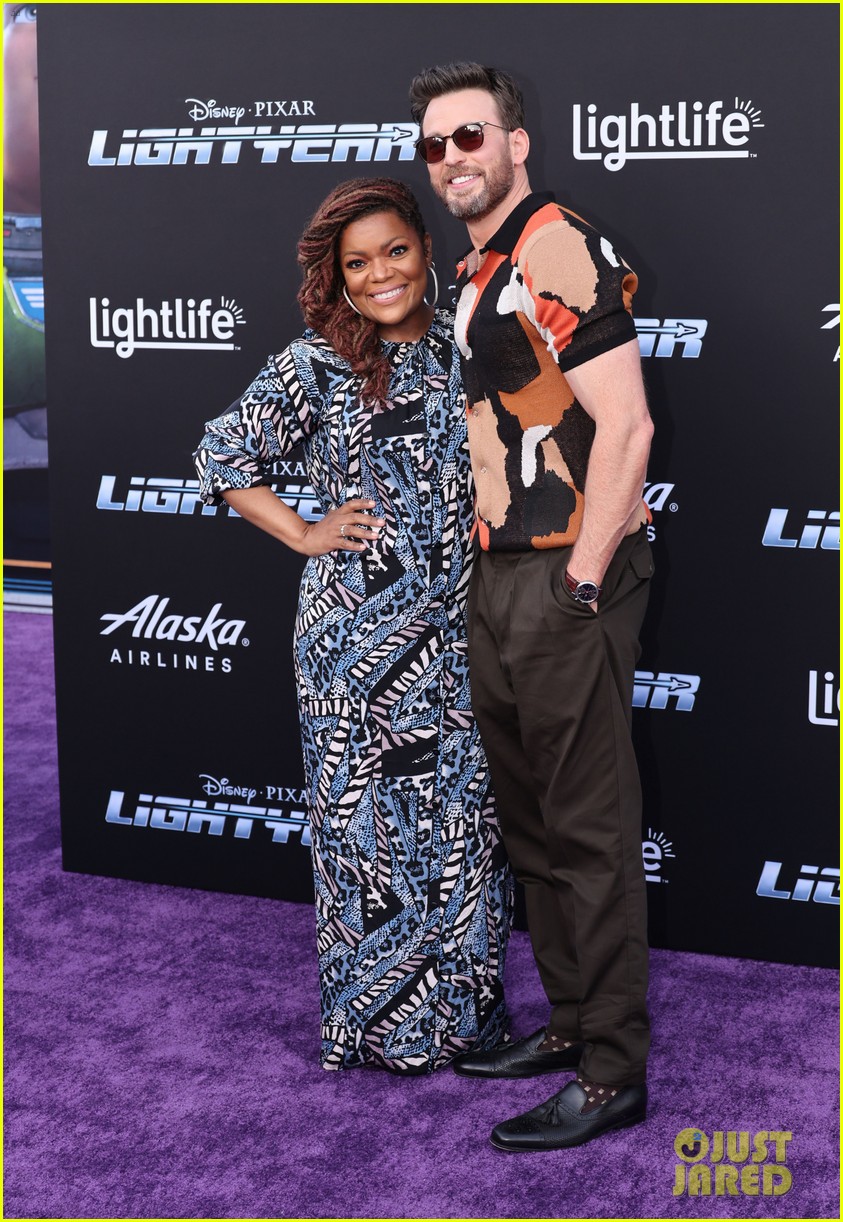 Full Sized Photo of chris evans keke palmer more premiere new pixar