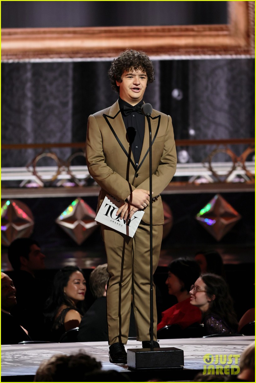 Full Sized Photo Of Gaten Matarazzo Brought Girlfriend Elizabeth Yu To Tony Awards 07 Gaten 6430