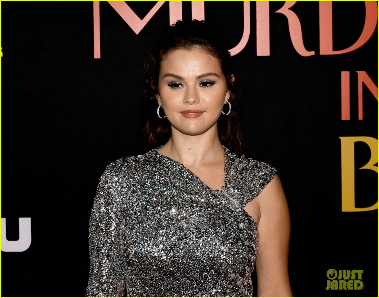 selena gomez only murders in the building season 2 premiere 04