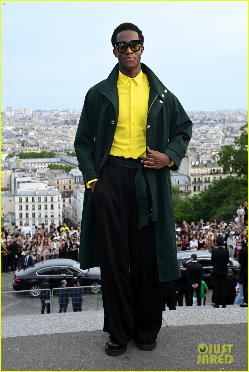 heartstopper joe locke sebastian croft take over paris fashion week mens 03