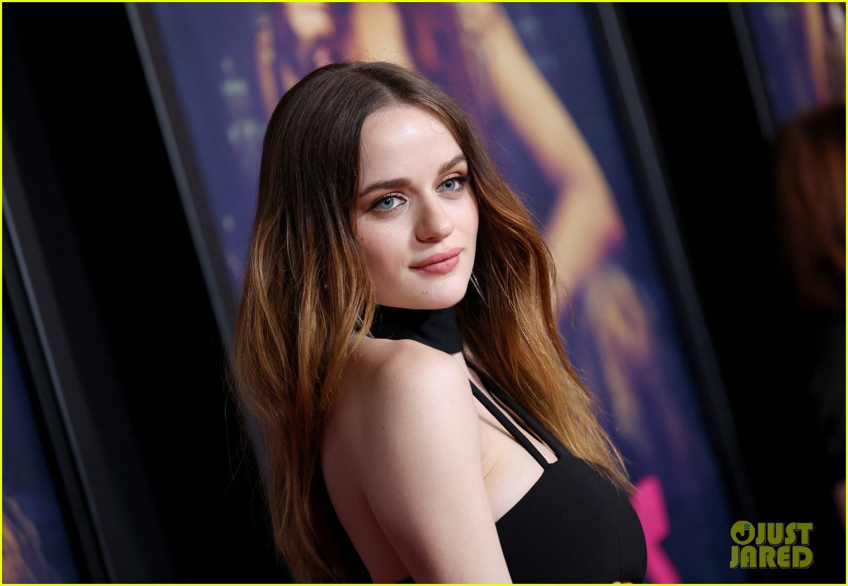 Full Sized Photo of joey king slays the red carpet at the princess