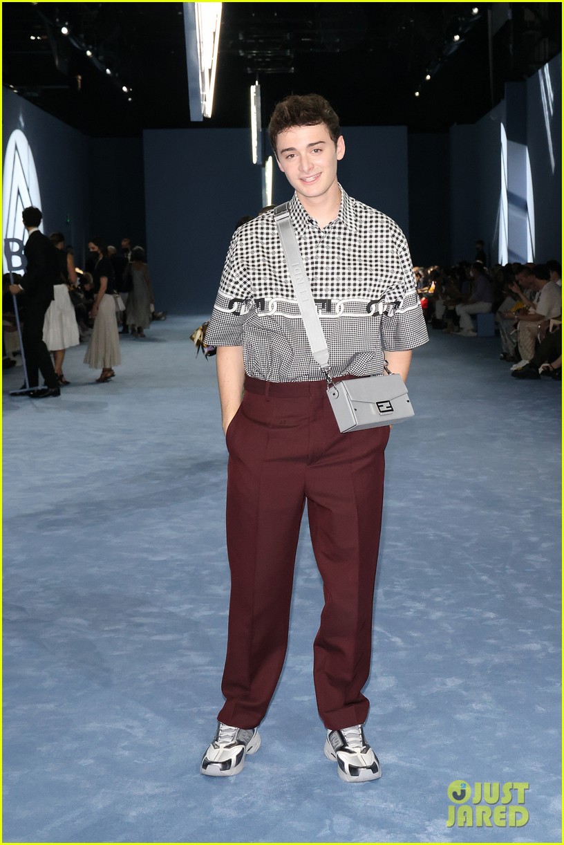 Noah Schnapp Hits Up Fendi Fashion Show Before Attending Harry Styles  Concert with Millie Bobby Brown: Photo 1350238, Anson Boon, Fashion, Jake  Biongovi, Lucas Jagger, Millie Bobby Brown, Noah Schnapp Pictures