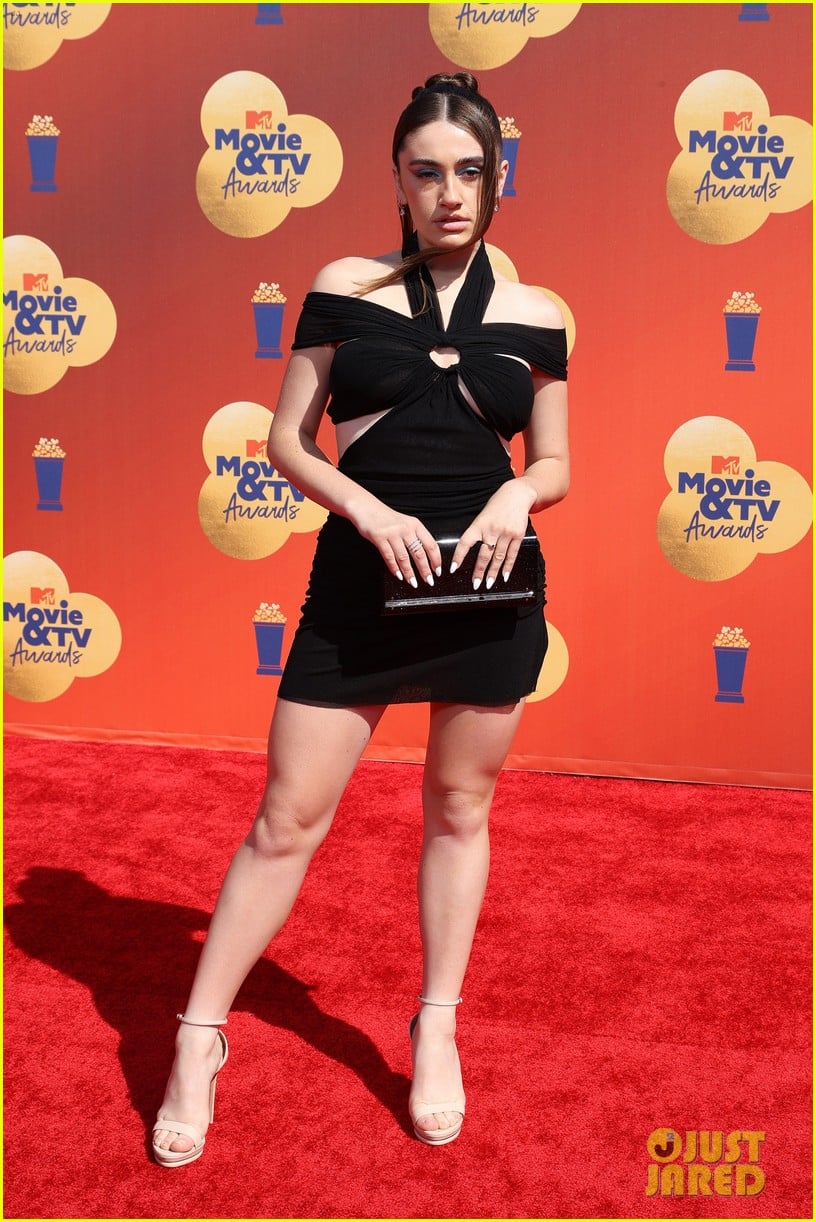 Sydney Sweeney Has A Stylish Mini Skirt Moment at MTV Movie & TV Awards