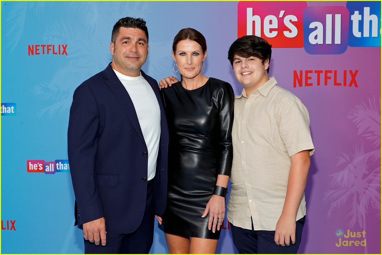 Full Sized Photo of addison raes parents split mom sheri changes bio to