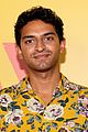 dylan obrien wears hot pink suit to not okay premiere with zoey deutch 23