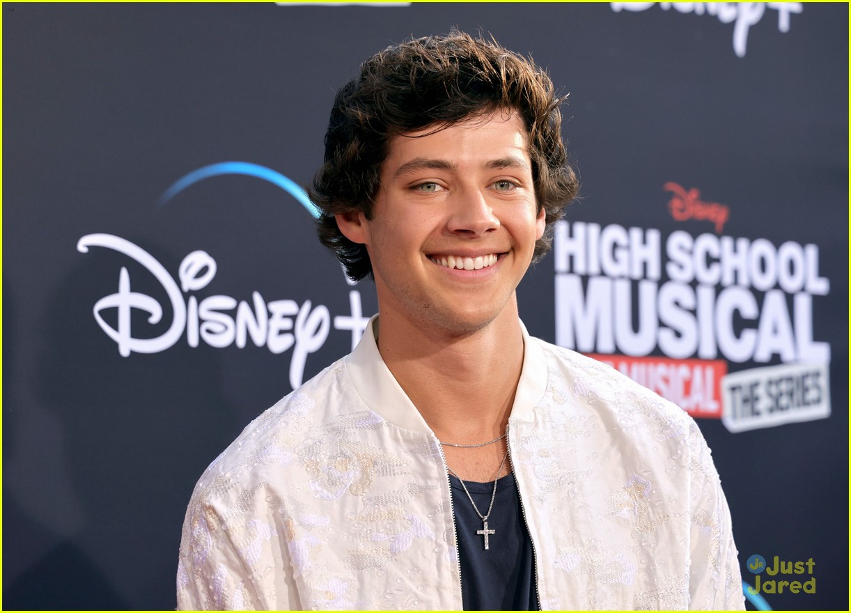 The 'HSMTMTS' Ladies Slayed the Season 3 Premiere Red Carpet See All