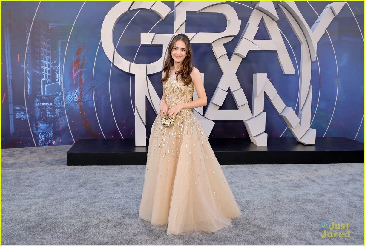 Julia Butters & Cameron Crovetti Premiere New Netflix Film 'The Gray