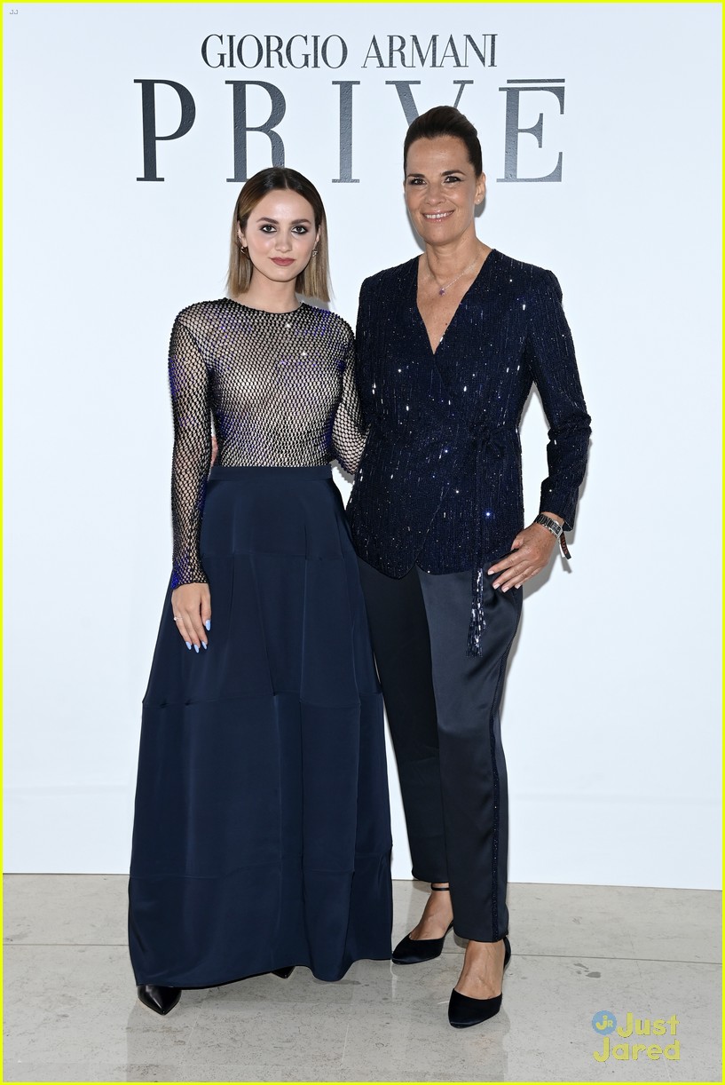 Full Sized Photo of maude apatow zoey deutch more attend giorgio armani