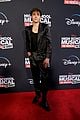 olivia rodrigo joshua bassett reunite at hsmtmts premiere 02