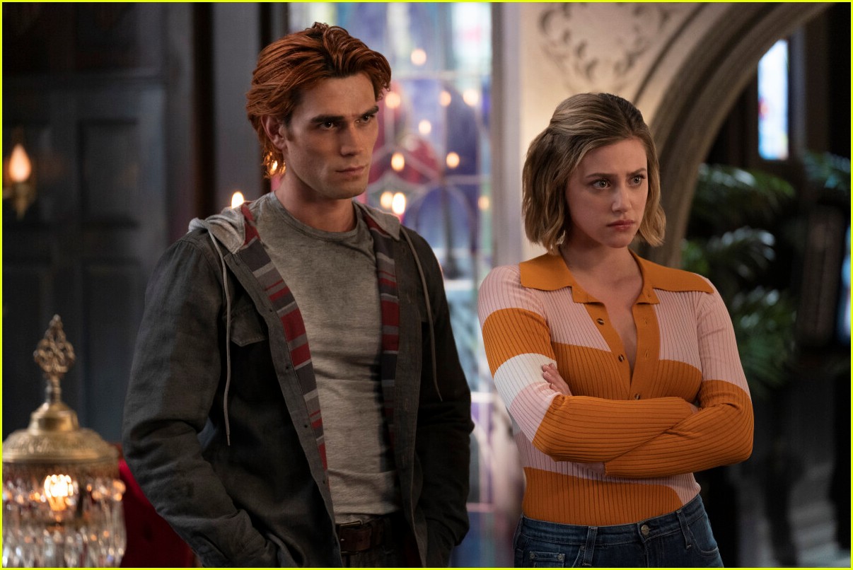 Full Sized Photo of riverdale season six finale 06 'Riverdale' Season