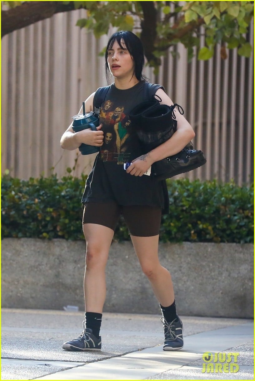 Billie Eilish Is All Smiles After a Gym Session in L.A. | Photo 1353561