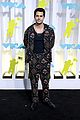 dylan obrien colton haynes are teen wolf studs at mtv vmas 21
