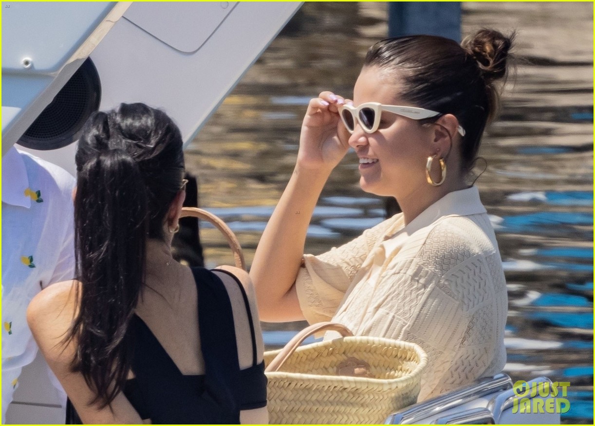 Full Sized Photo of selena gomez gets help from andrea iervolino