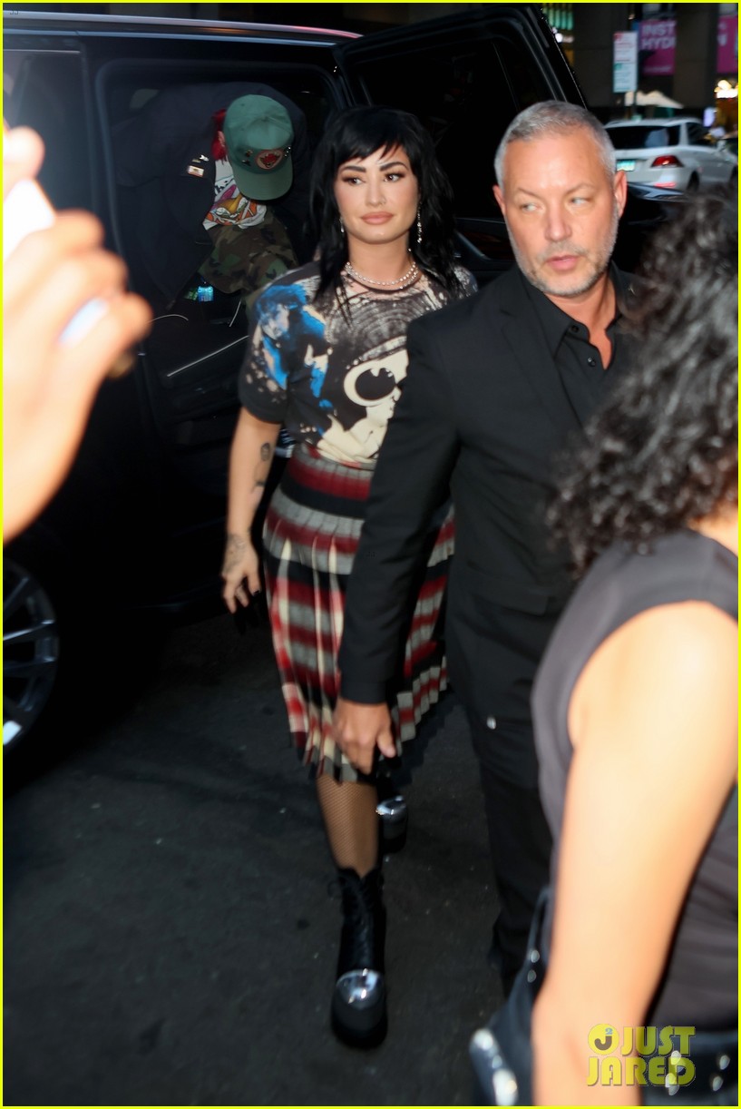 Demi Lovato Steps Out with New Boyfriend Jutes for First Time! | Photo ...