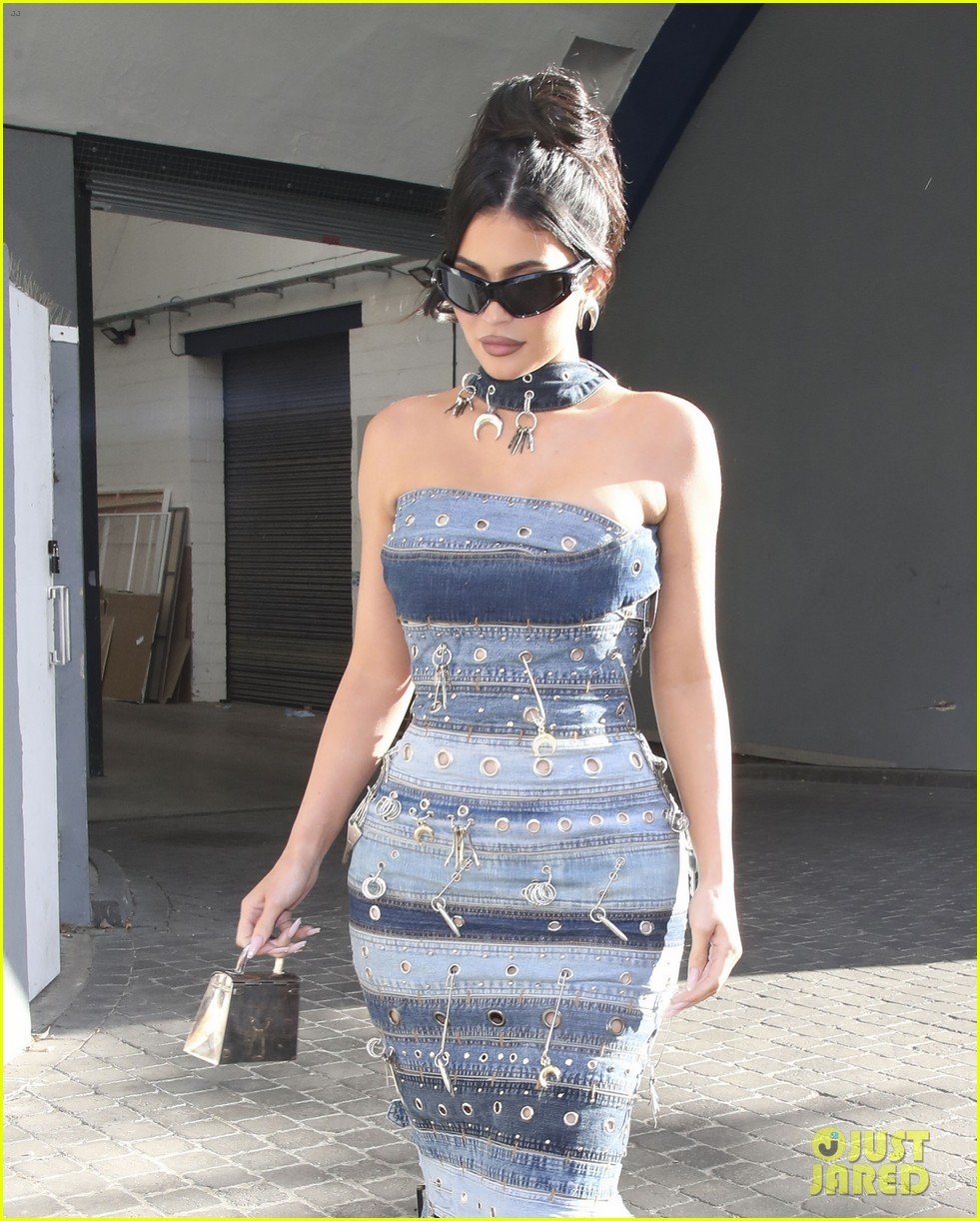 Kylie Jenner Rocks All Denim While Working In London Photo 1353679 Photo Gallery Just 