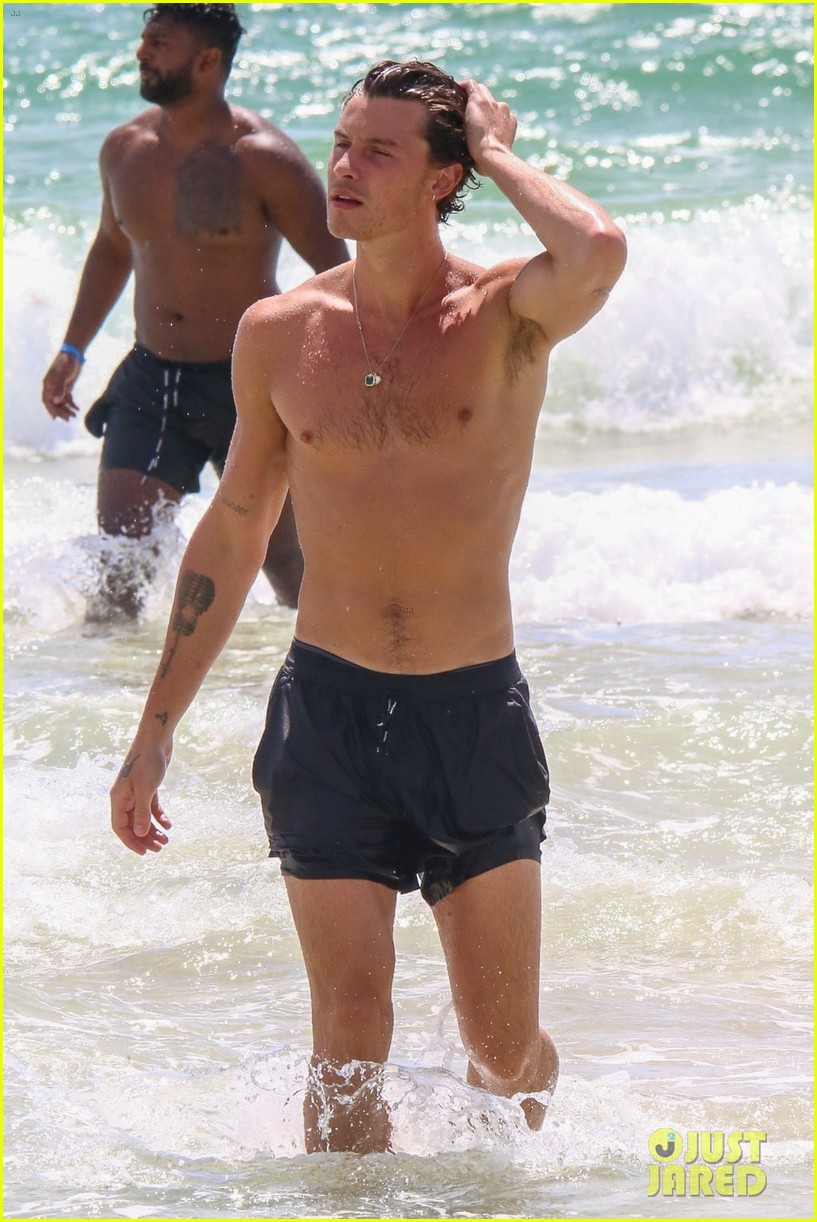 Full Sized Photo of shawn mendes shirtless beach photos on birthday 34