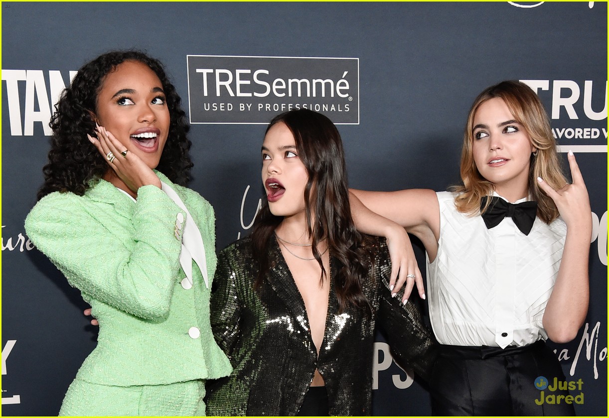 pretty little liars original sin stars reunite at cosmo party 24