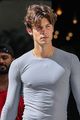 shawn mendes heads to cafe after workout 06