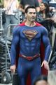 tyler hoechlin gets to work filming superman lois season 3 19