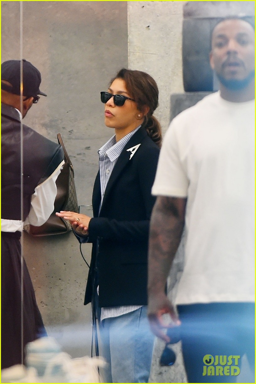 zendaya acne studios shopping trip 10