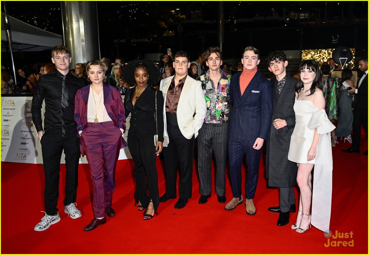 Joe Locke Kit Connor And More Heartstopper Stars Attend National Tv Awards 2022 Photo 1359365 2176