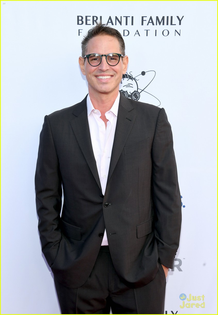 cw stars more attend greg berlantis heroes gala 20
