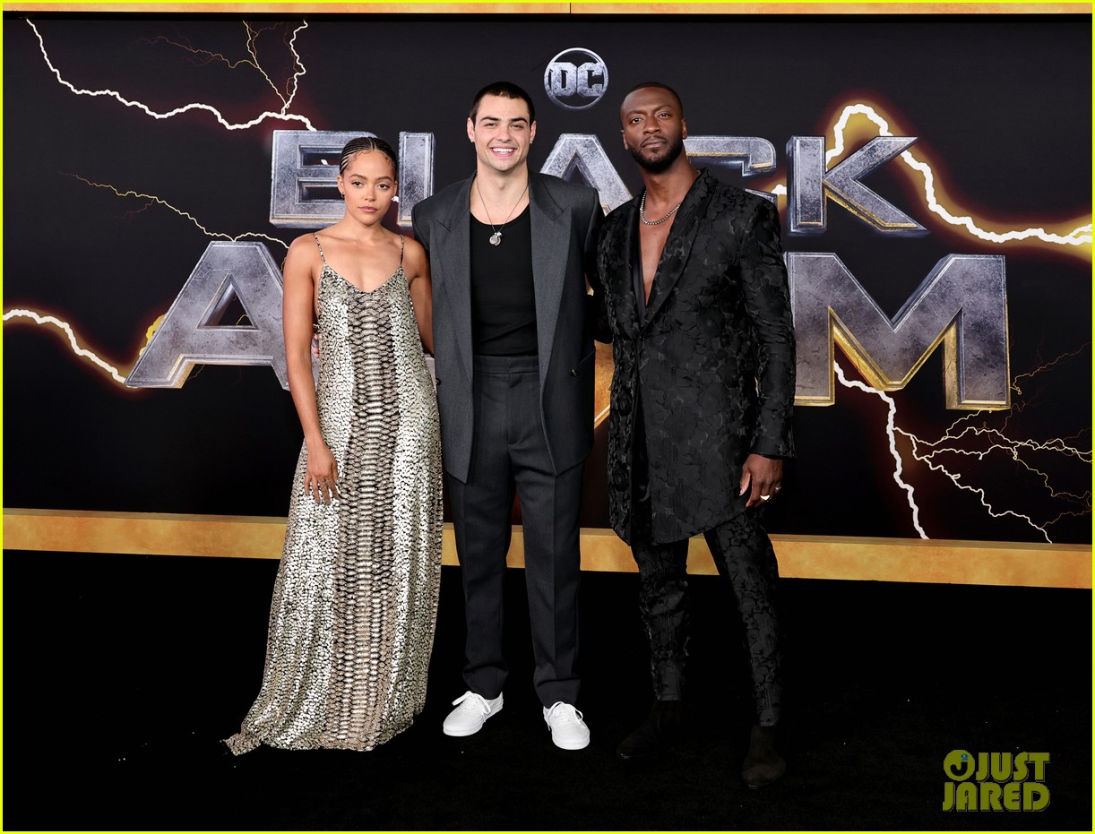 Noah Centineo Quintessa Swindell And Dwayne Johnson Premiere Black Adam In Nyc Photo 1359310