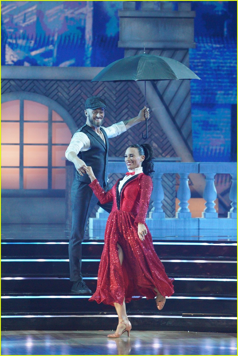 Tyra Banks Messes Up Another Name on 'Dancing With The Stars' Photo 1359208 Photo Gallery