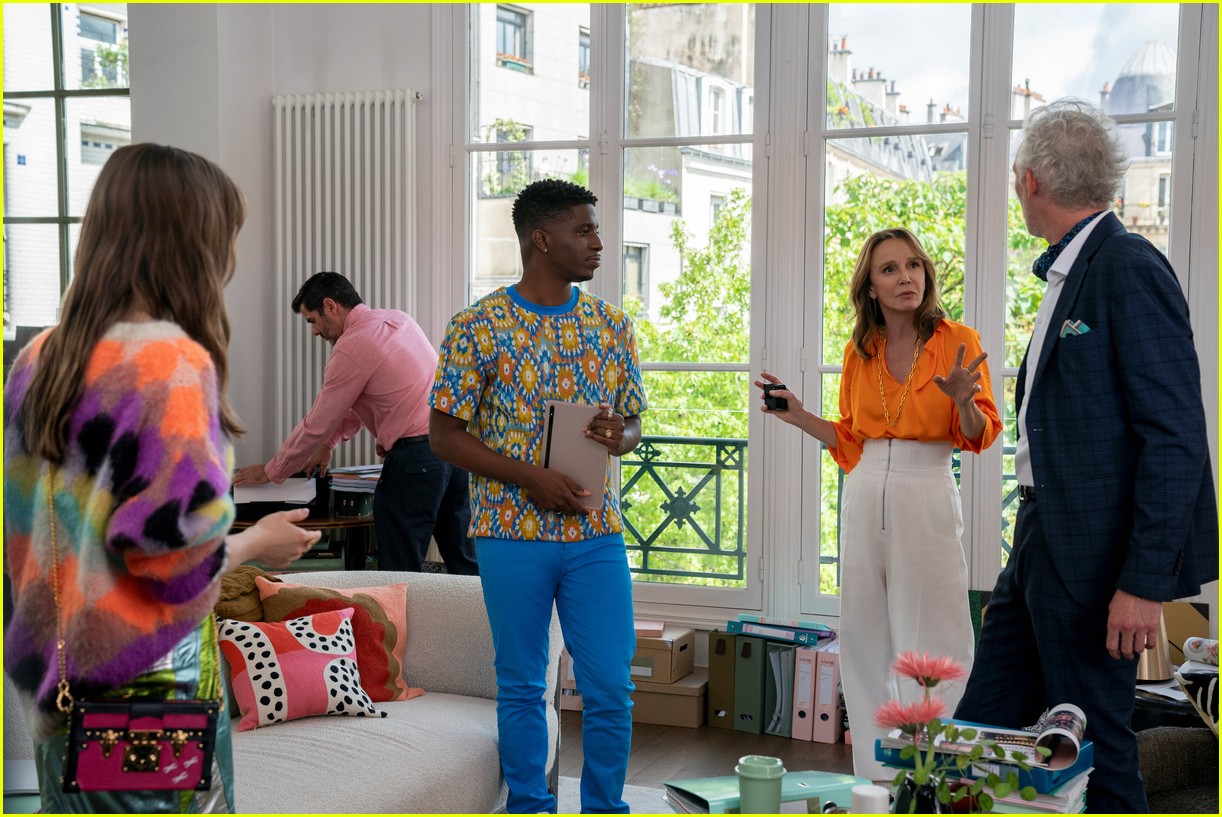 Lily Collins Has Choices to Make in 'Emily In Paris' Season 3 Trailer ...