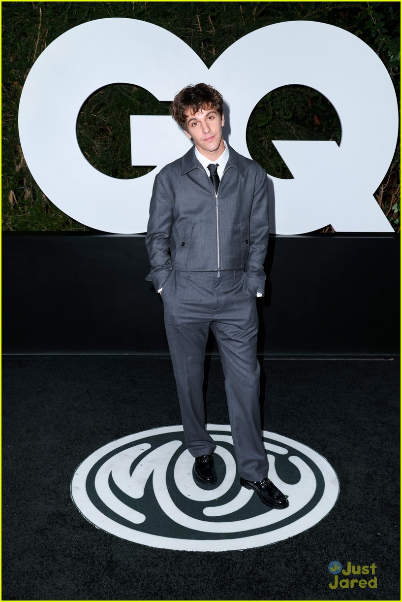 Emma Chamberlain & BF Role Model Attend GQ Party After Her Spotify Podcast  Deal Was Announced: Photo 1362511