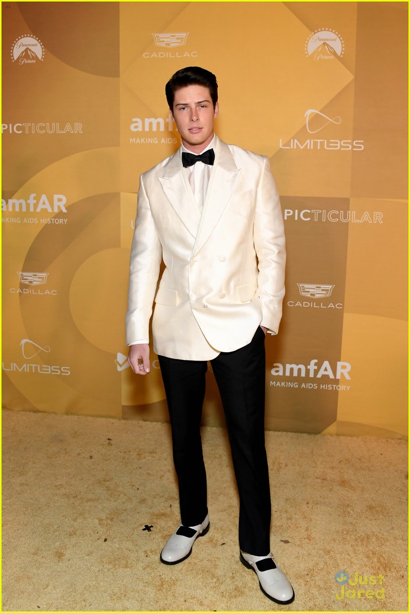 Full Sized Photo of madison beer alexis ren chris olsen attend amfar