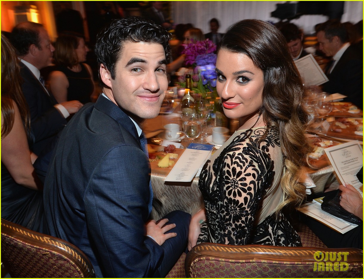 'Glee' Stars Lea Michele & Darren Criss Belt Out Christmas Songs During
