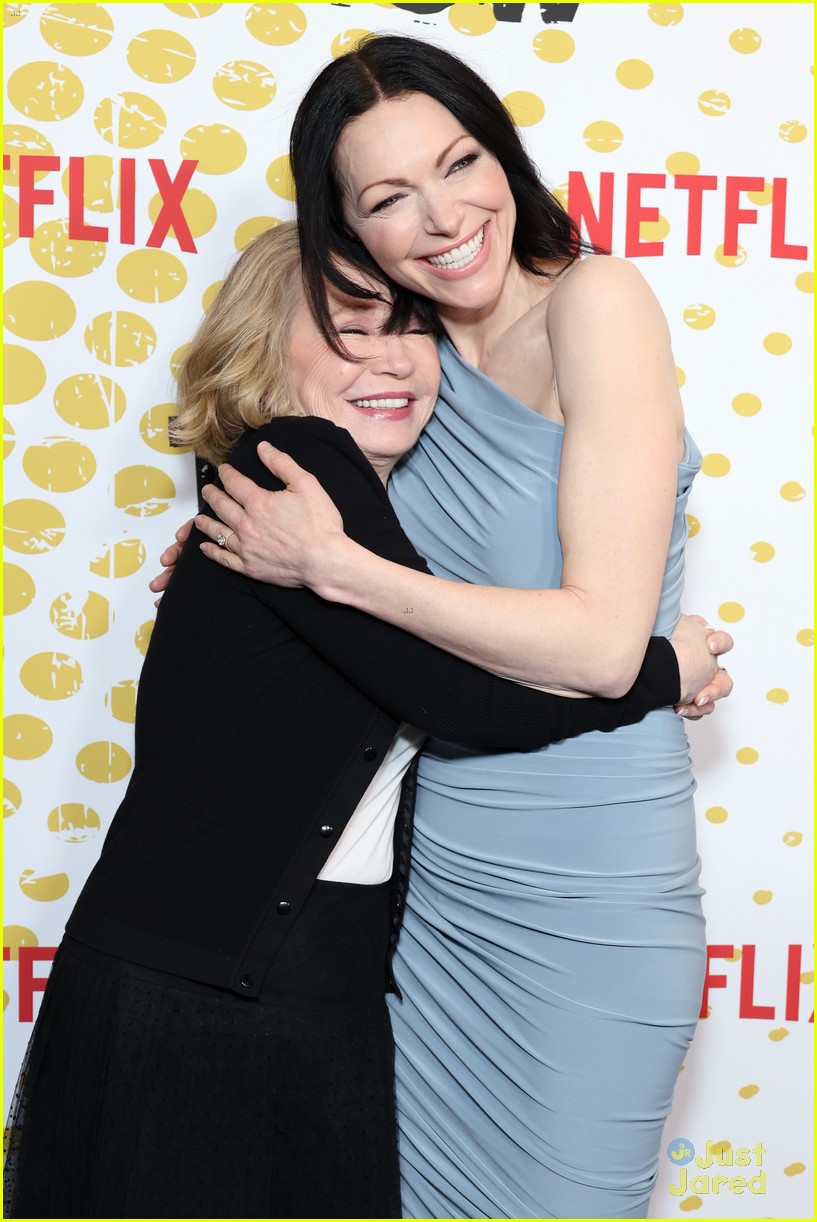 ‘That ’90s Show’ Cast Steps Out at Premiere Ahead of Netflix Debut