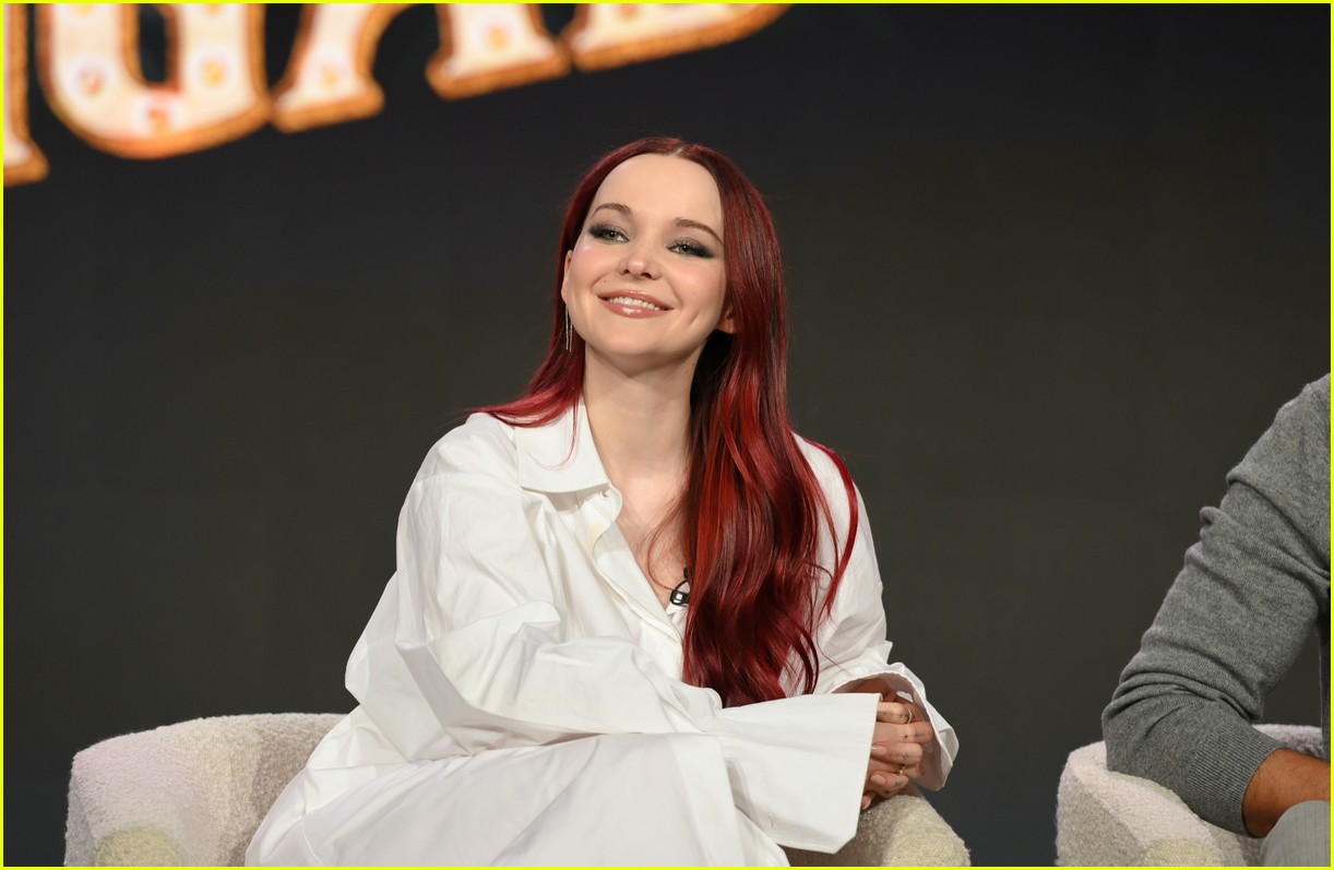 Full Sized Photo Of Dove Cameron Shows Off Red Hair At Schmigadoon Tca Event Dove Cameron