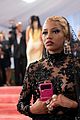 gossip girl showrunner reveals how they filmed at the met gala for season 2 finale 11