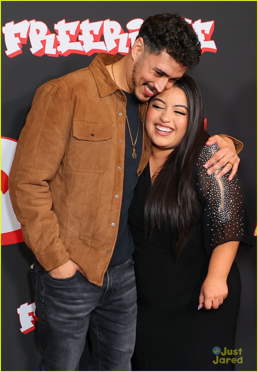 On My Block's Julio Macias Joins 'Freeridge' Cast at the New Show's Premiere Photo 1367340