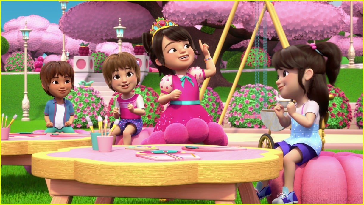 Trinity Bliss, Dana Heath & More Star In Netflix's 'Princess Power