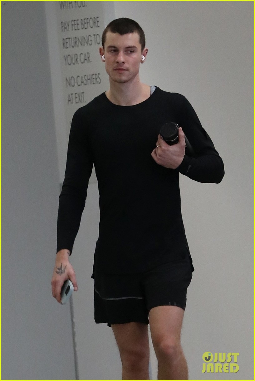 Shawn Mendes Kicks Off the Week With a Workout After Debuting New Look