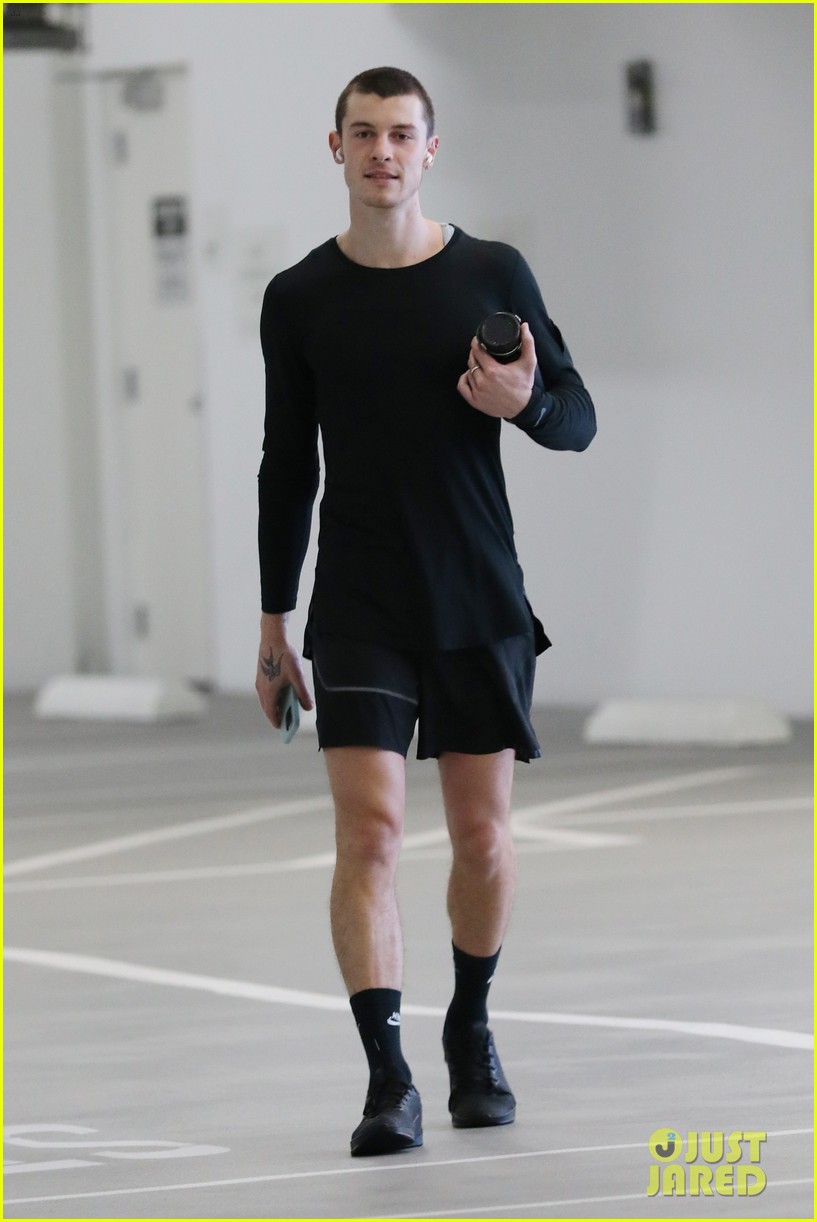 Shawn Mendes Kicks Off the Week With a Workout After Debuting New Look