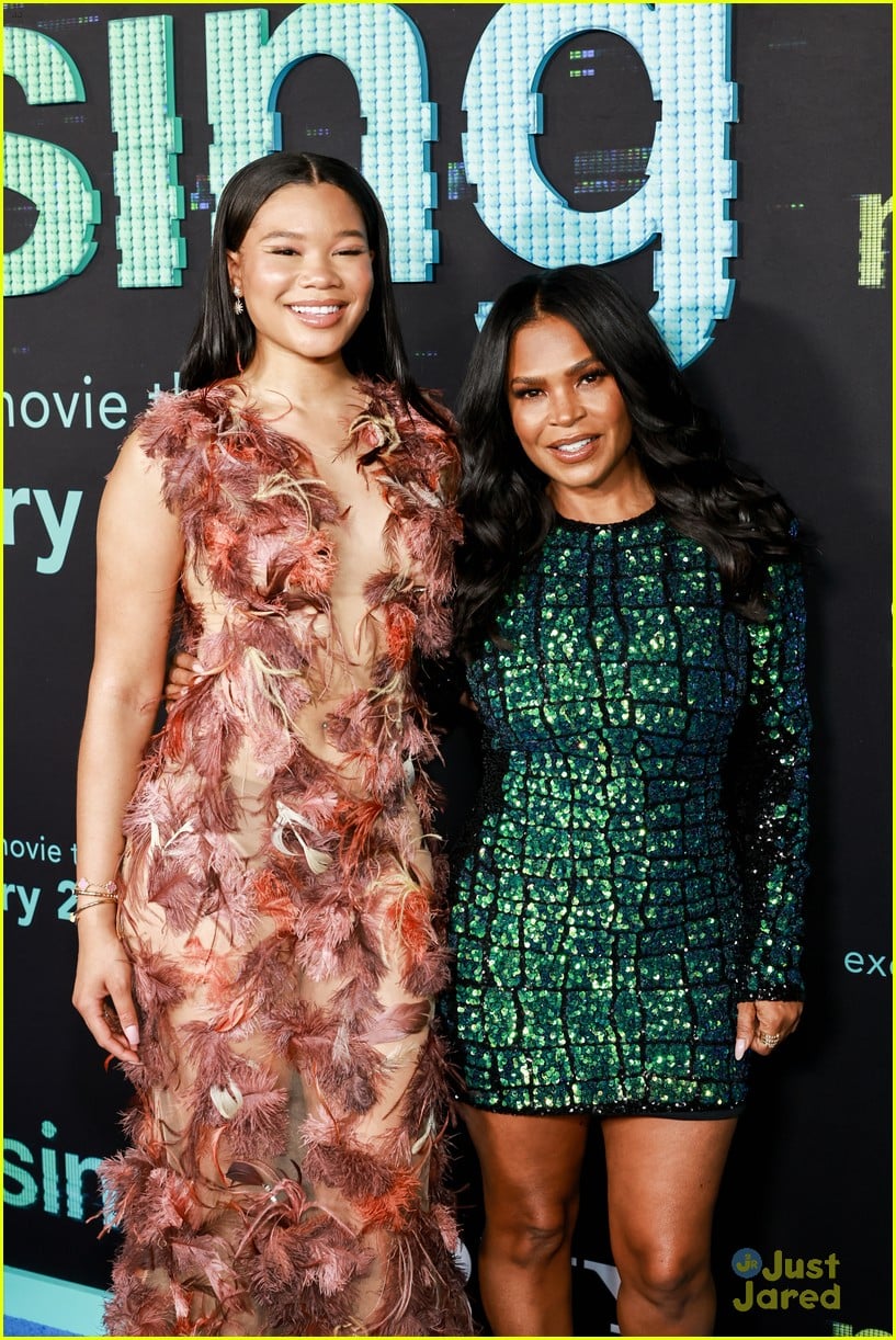 Storm Reid Makes Red Carpet Debut with Beau Shedeur Sanders at 'Missing