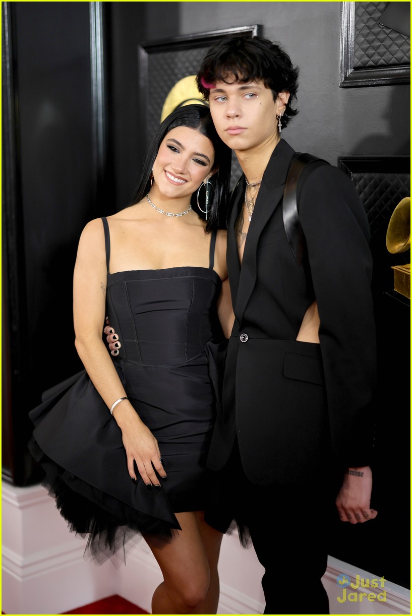 Charli Damelio And Landon Barker Bring Their Romance To The Grammys Photo 1368041 Photo 1609