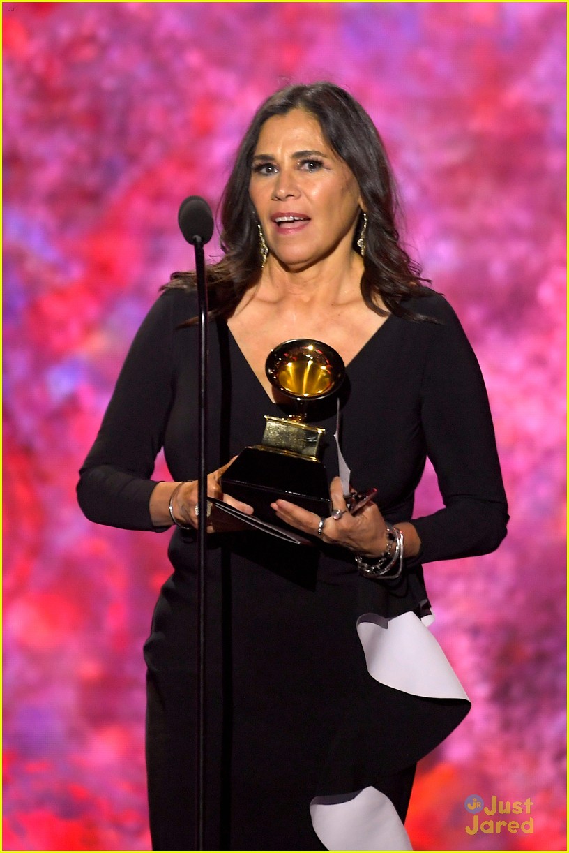 'Encanto' Wins Multiple Awards at Grammys 2023 Photo 1368143 Photo