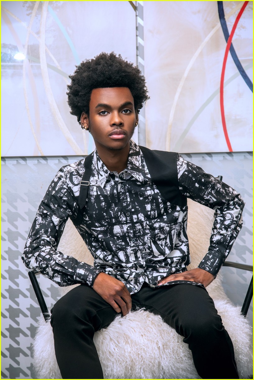 Meet 'We Have a Ghost' Star Jahi Winston & Learn Fun Facts About Him ...