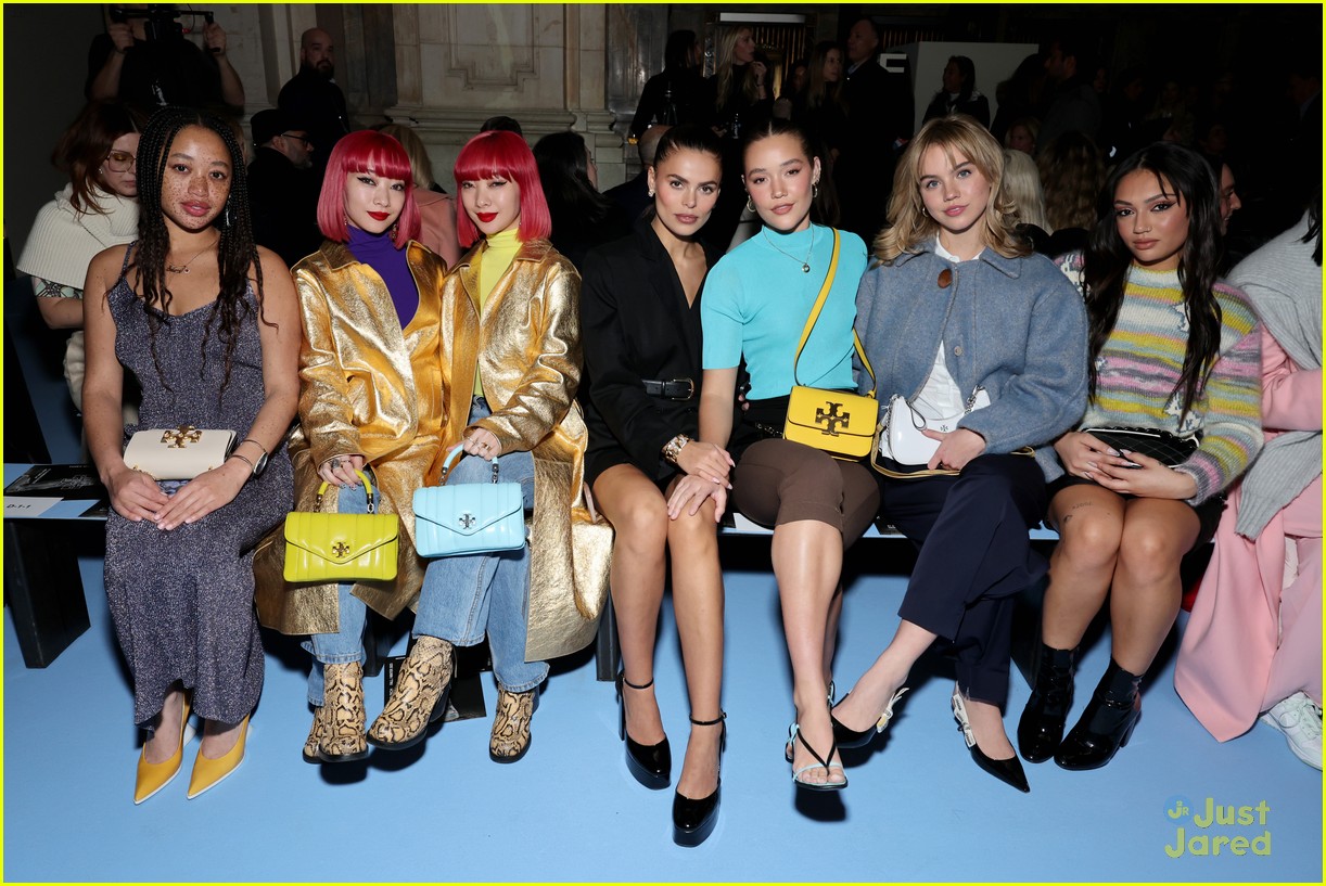 Lana Condor, Maddie Ziegler & Claudia Sulewski Sit Front Row at Tory
